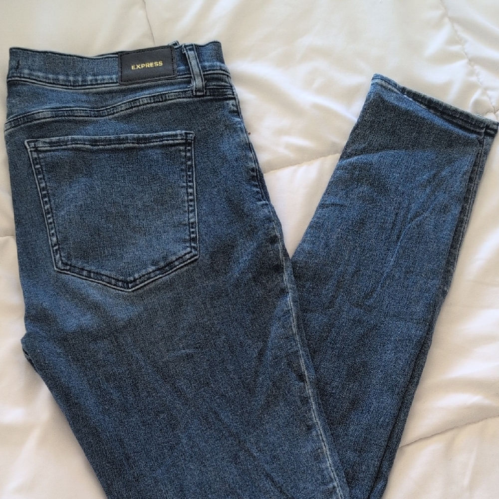 Express Women's Dark Blue Skinny Jeans